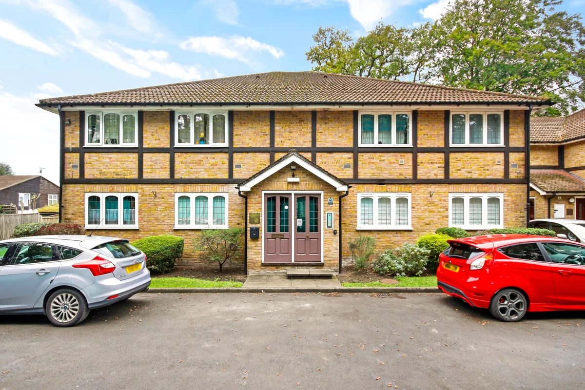 Aragon Court, Bracknell