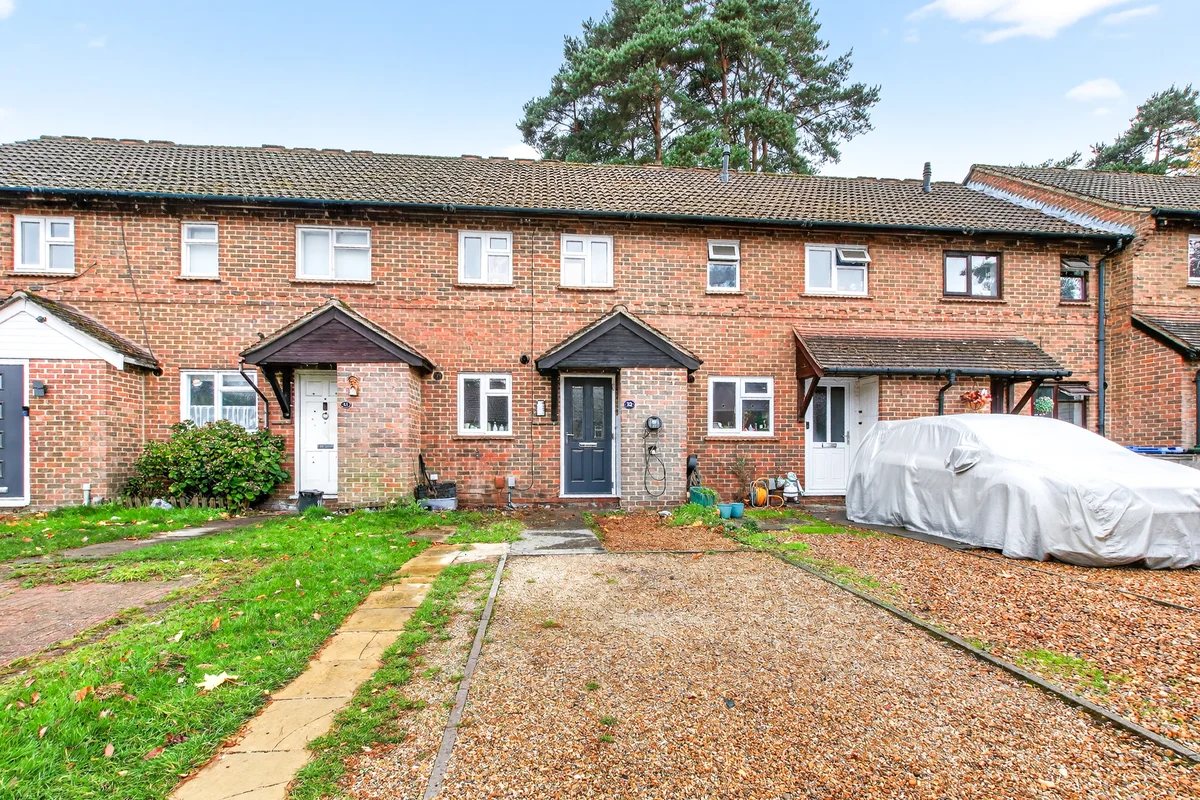 Coombe Pine, Bracknell, RG12 0TJ