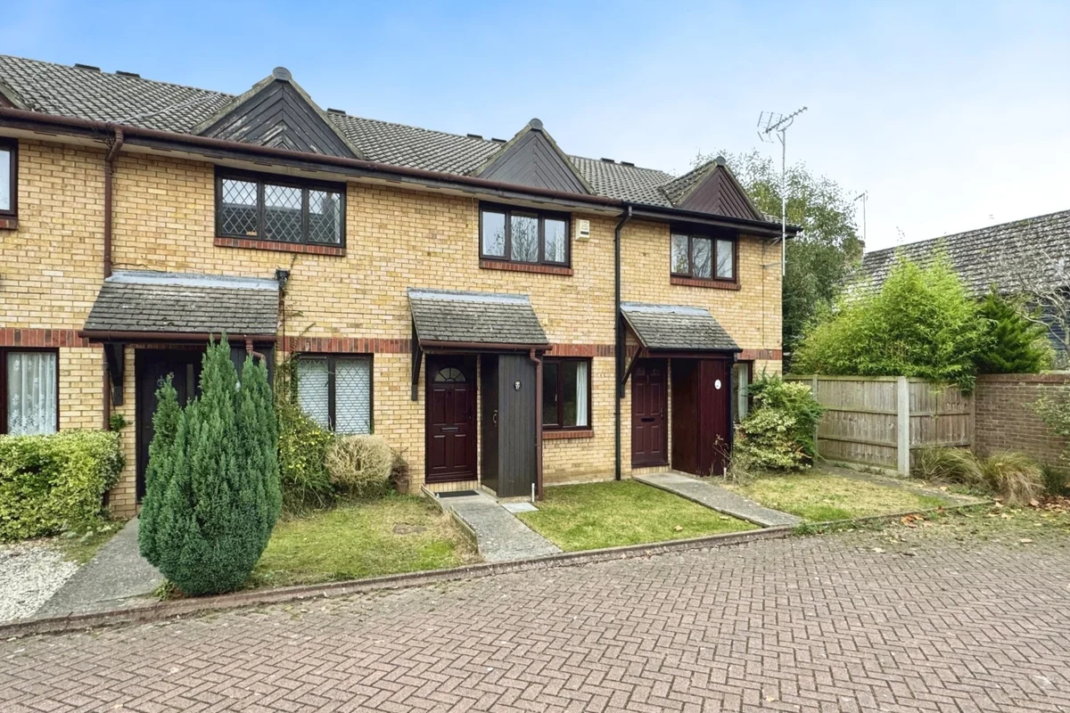 Bishops Drive, Wokingham, RG40