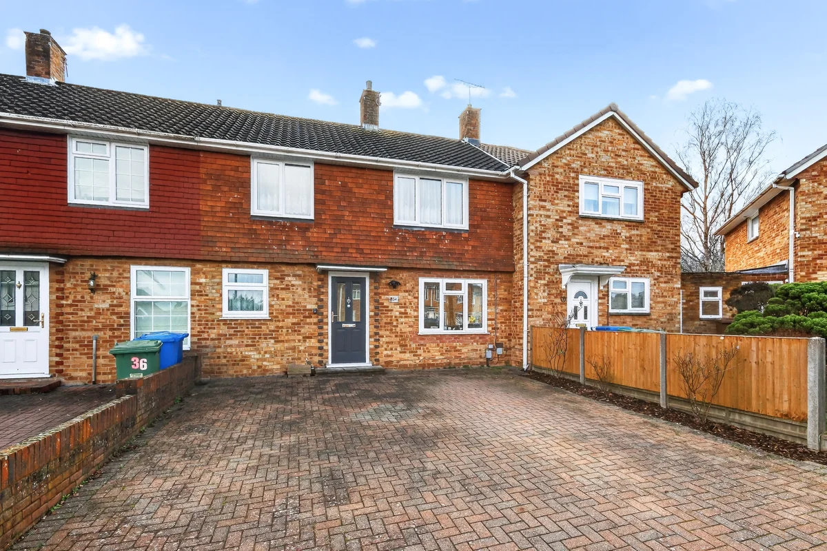 Merryhill Road, Bracknell, RG42