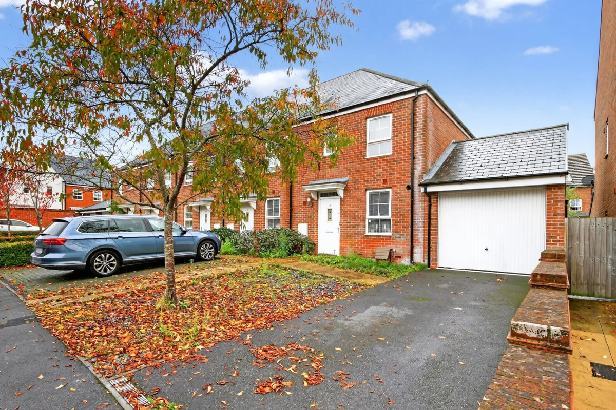 Windsor Crescent, Wokingham