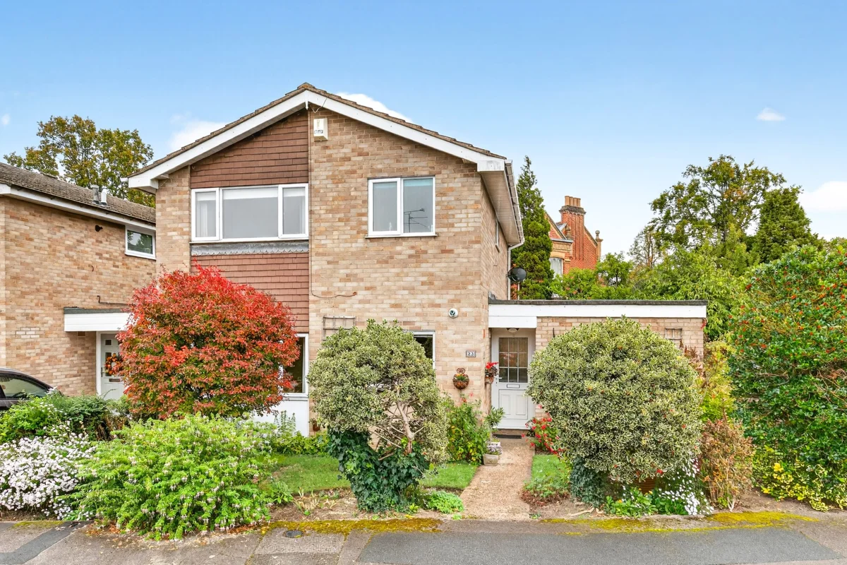 Holmewood Close, Wokingham