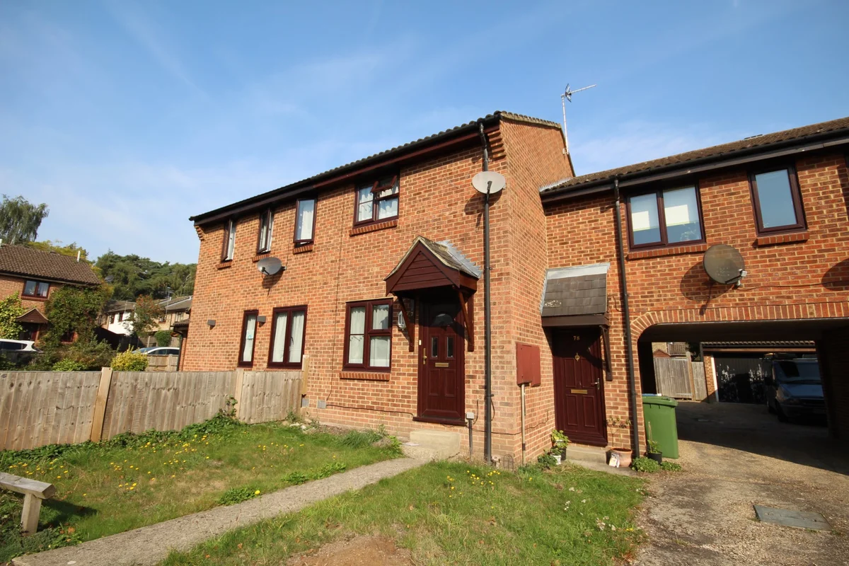 Chisbury Close, Bracknell, RG12