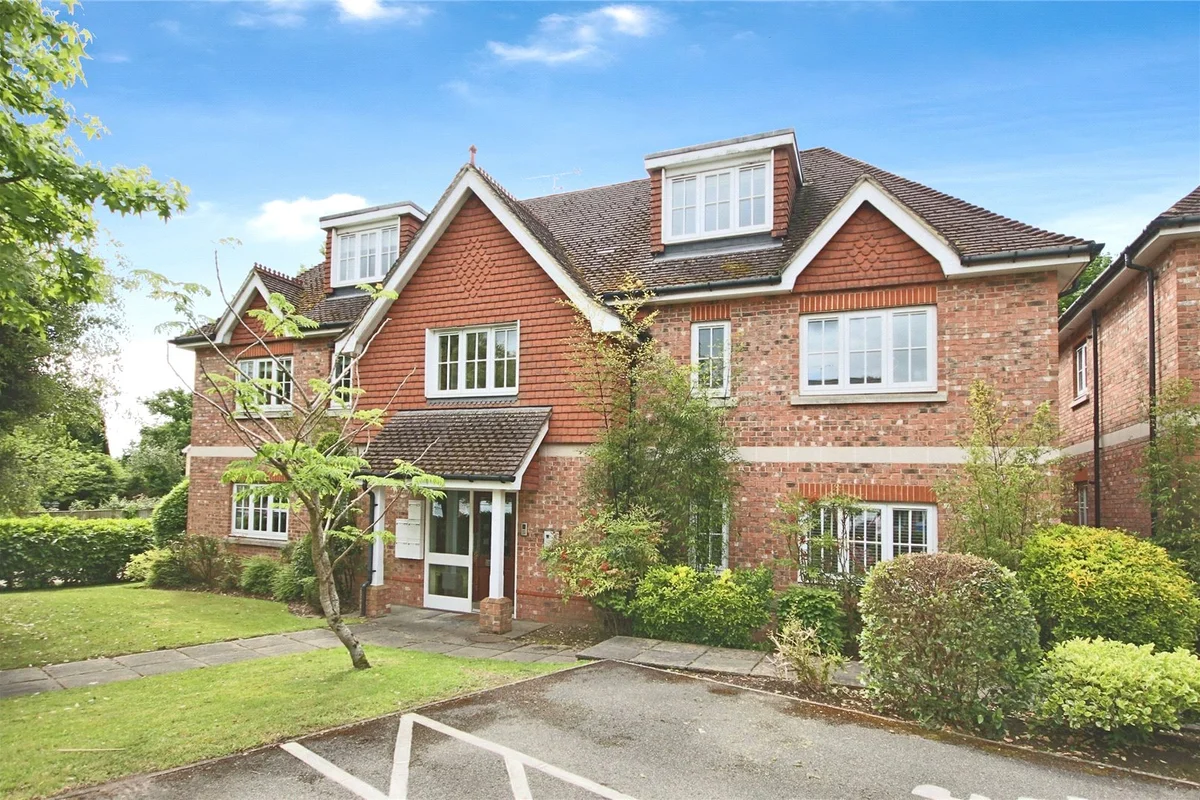 Bardeen Place, Bardeen Place, Berkshire, RG12