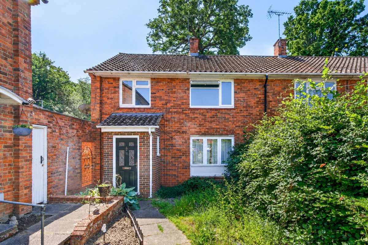 Oakwood Road, Bracknell, RG12