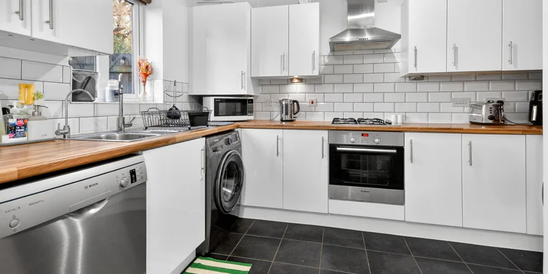 Critcher Close, Bracknell, RG12 - Image 3