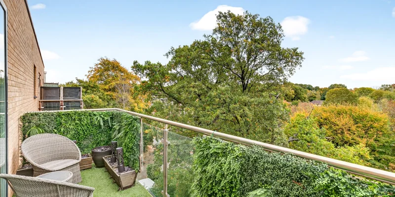 Westbury Mansions, Bracknell - Image 2