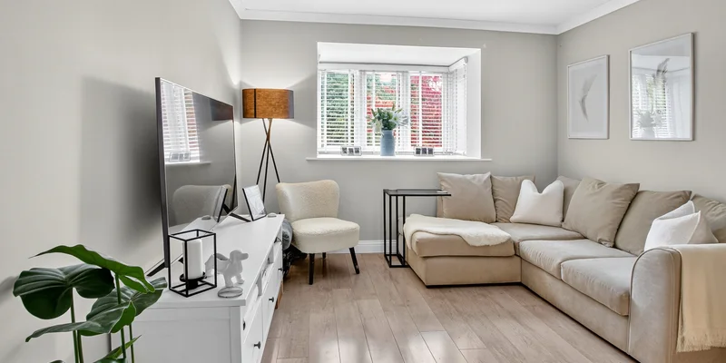 Crowthorne Road, Bracknell, RG12 - Image 3