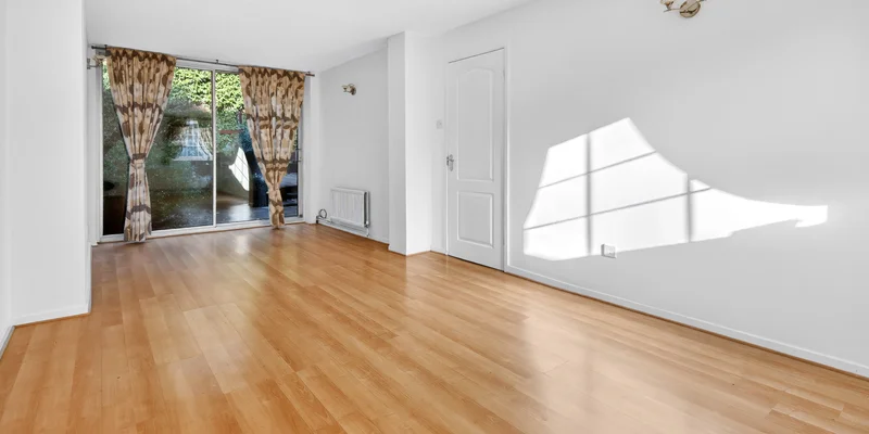 Arncliffe, Bracknell, RG12 - Image 2