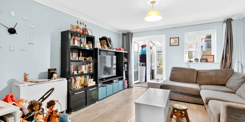 Coombe Pine, Bracknell, RG12 0TJ - Image 3