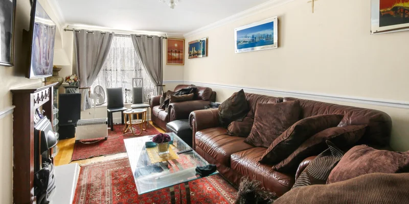 Horsneile Lane, Bracknell - Image 2