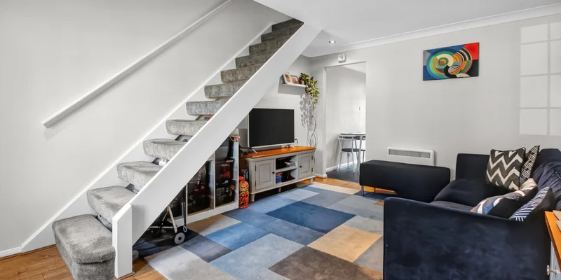 Crofton Close, Bracknell - Image 2