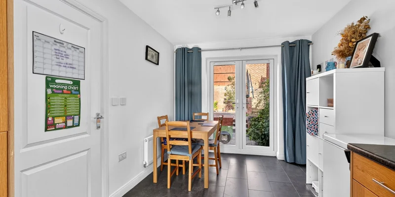 Eagle Way, Bracknell - Image 3