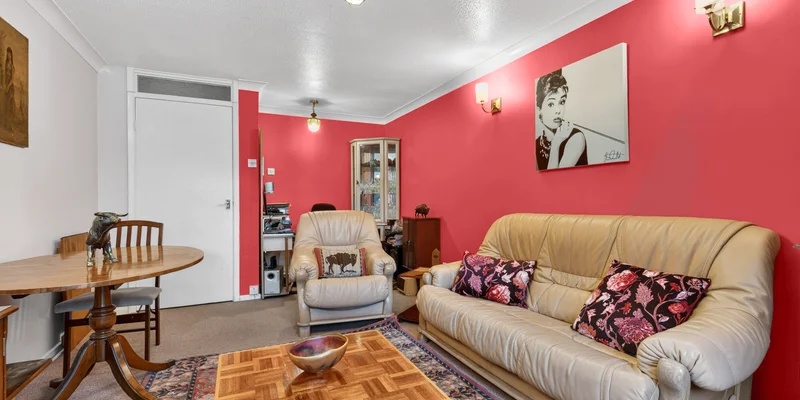 Roycroft Lane, Finchampstead, RG40 - Image 3