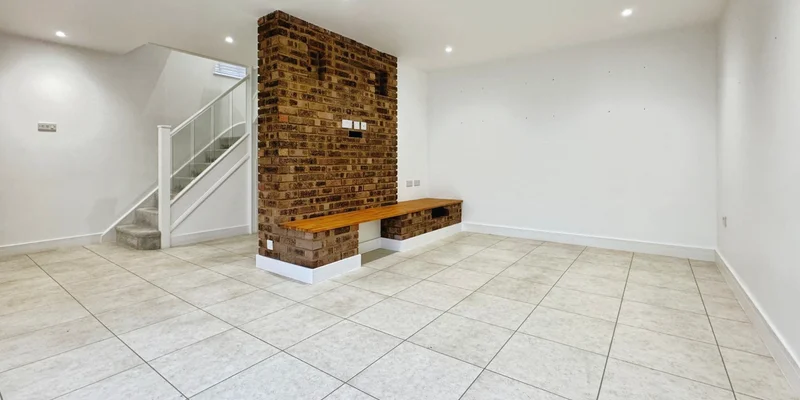 Delane Drive, Winnersh, RG41 - Image 3