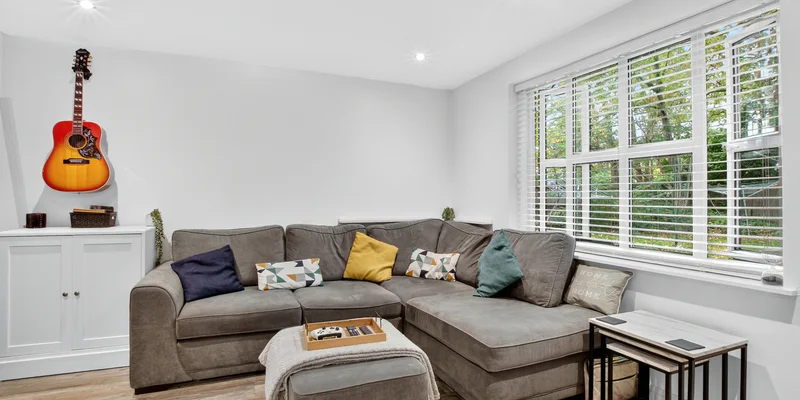 Townsend Close, Bracknell, RG12 - Image 2