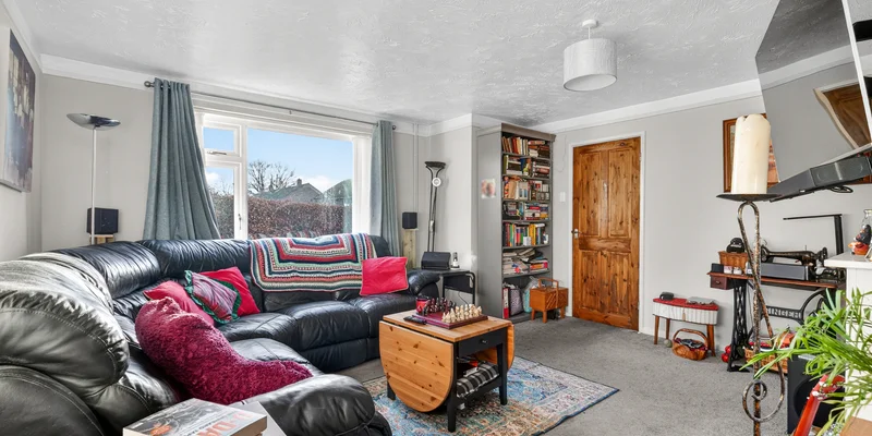 Staverton Close, Bracknell, RG42 - Image 2