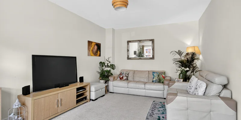 Goldcrest Road, Bracknell, RG12 - Image 2