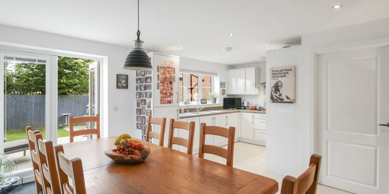 Columba Gardens, Wokingham - Image 3