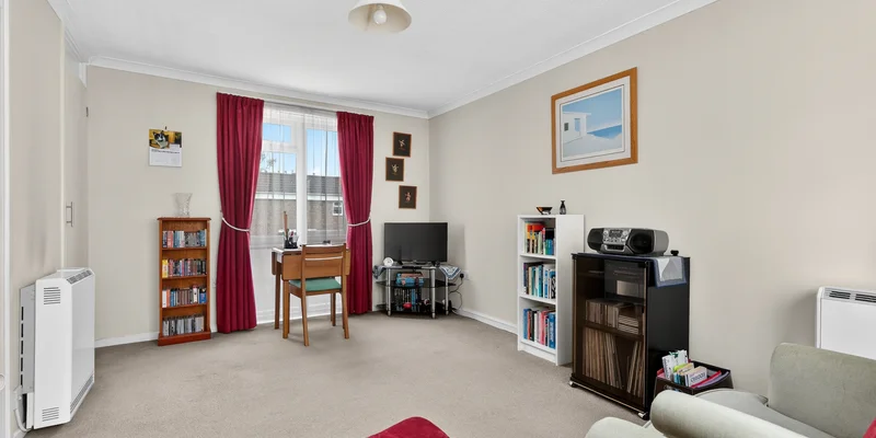Pendlebury, Bracknell, RG12 - Image 2
