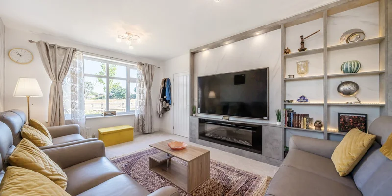 Rhodes Close, Winnersh - Image 3