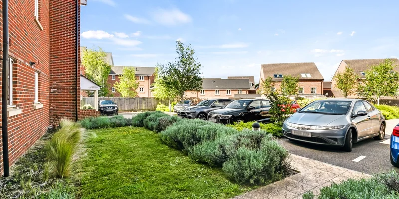 William Heelas Way, Wokingham - Image 3