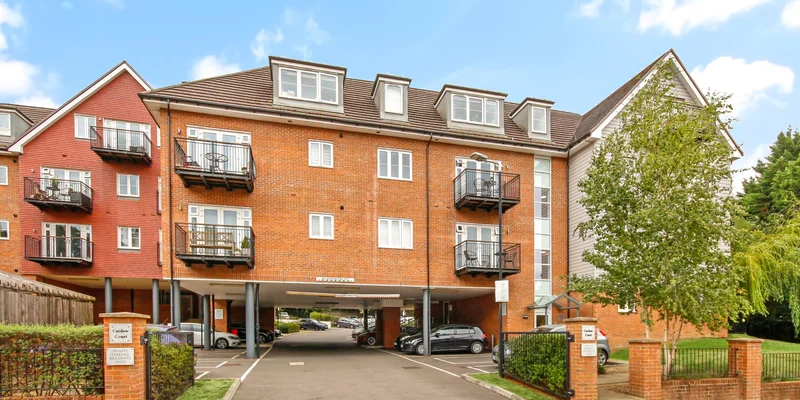 Cardew Court, Bracknell - Image 3