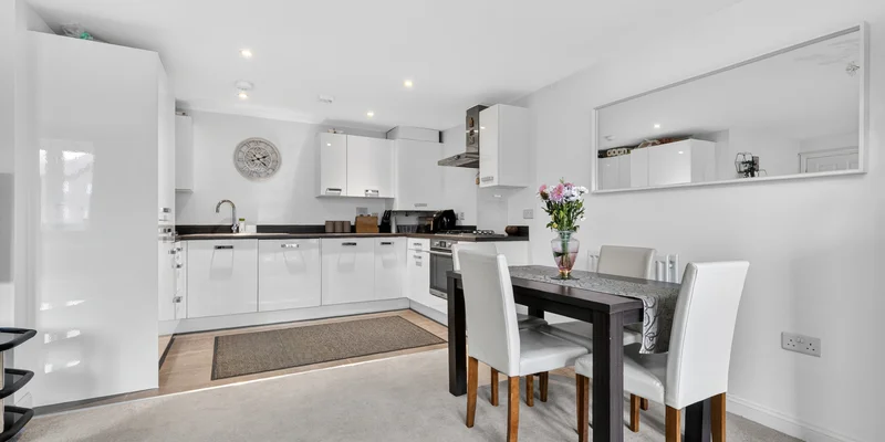 Potter Crescent, Wokingham, RG41 - Image 2