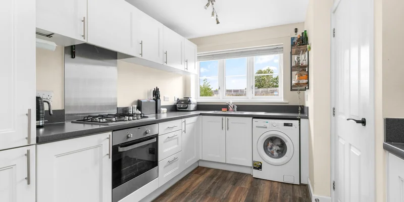 Barford Drive, Wokingham - Image 2