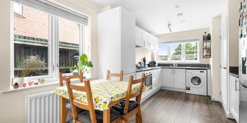Barford Drive, Wokingham - Image 3