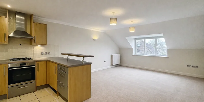 Squirrel Walk, Wokingham, RG41 - Image 3
