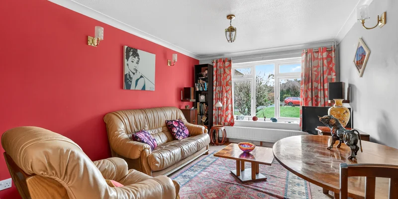 Roycroft Lane, Finchampstead, RG40 - Image 2