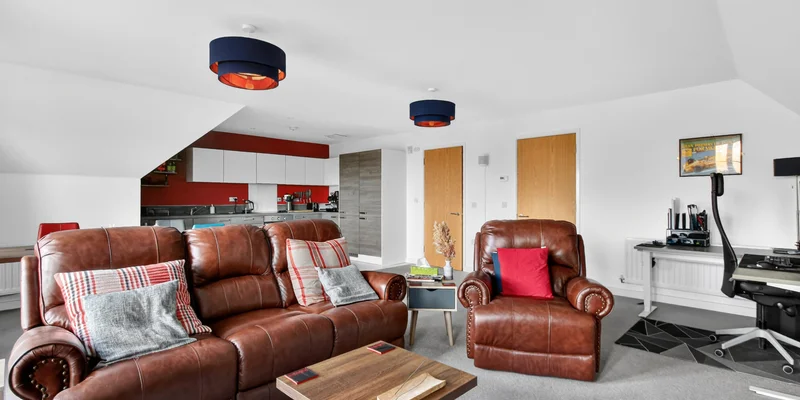 Crowthorne Road, Bracknell, RG12 - Image 3