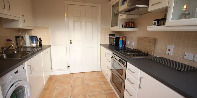 Flemish Place, Warfield, Bracknell, RG42 - Image 3