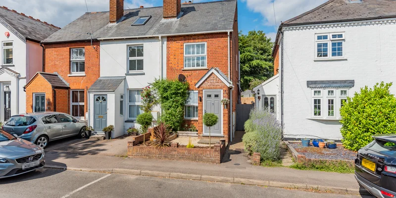 Oxford Road, Wokingham - Image 2