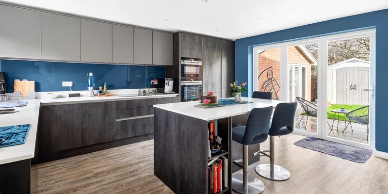 Fitzroy Close, Bracknell, RG12 - Image 2