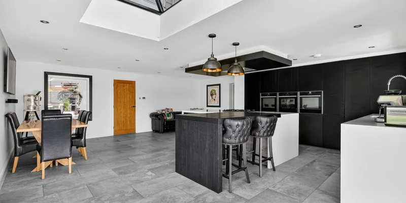 Southwold, Bracknell, RG12 - Image 3