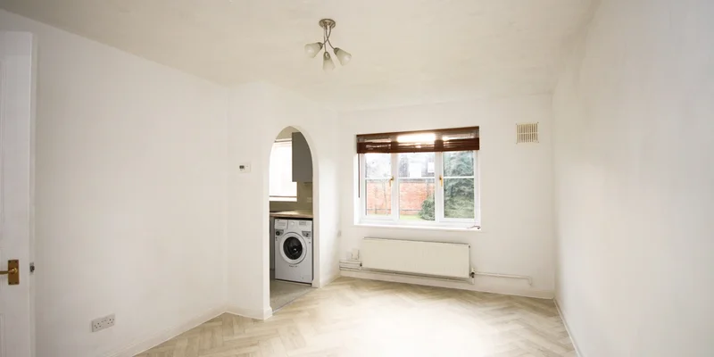 Aldworth Close, Bracknell - Image 3