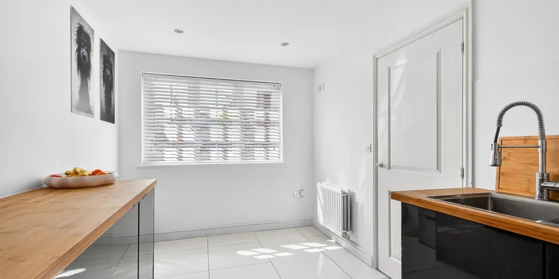 Sparrowhawk Way, Bracknell, RG12 - Image 3