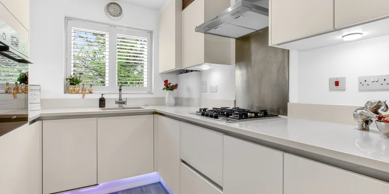 Johnstone Close, Bracknell, RG12 - Image 2