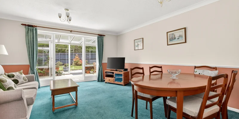 Whitton Road, Bracknell, RG12 - Image 2