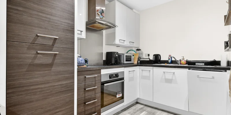 Fleming Place, Bracknell, RG12 - Image 3