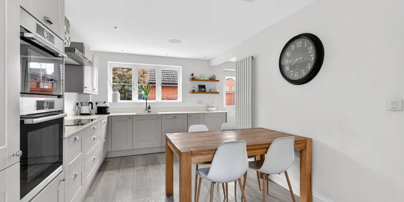 Dowles Green, Wokingham, RG40 - Image 3