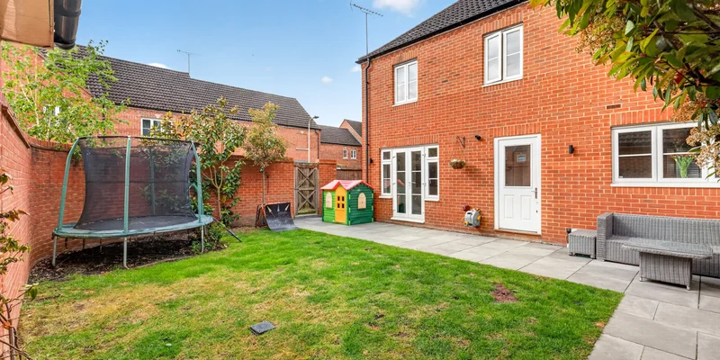 Dowles Green, Wokingham, RG40 - Image 2