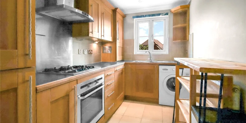 Bardeen Place, Bardeen Place, Berkshire, RG12 - Image 2
