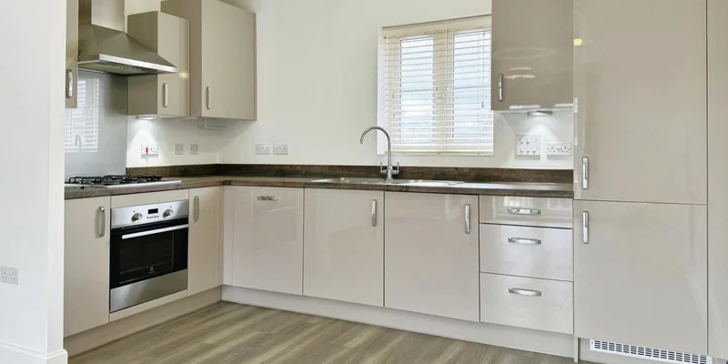 William Heelas Way, Wokingham, RG40 - Image 2