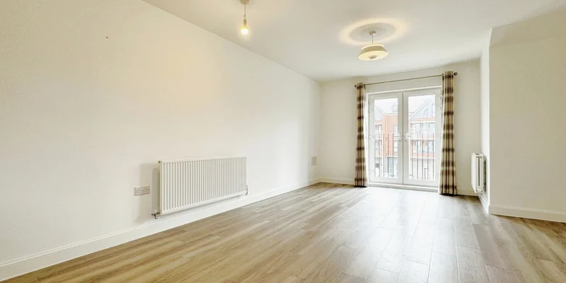 William Heelas Way, Wokingham, RG40 - Image 3
