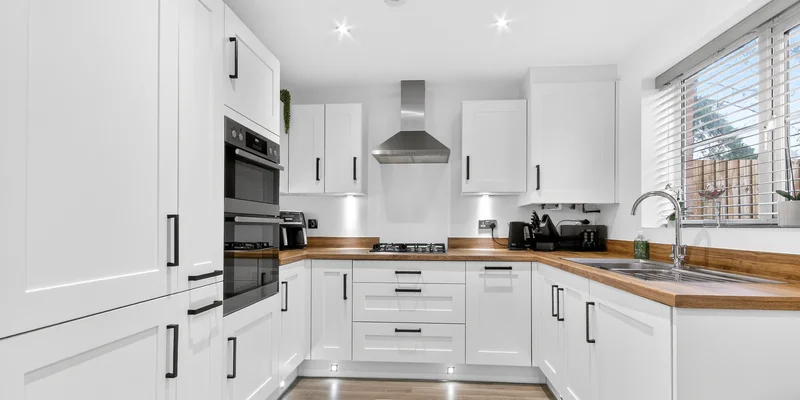 Beaufort Park, Wokingham, RG40 - Image 2