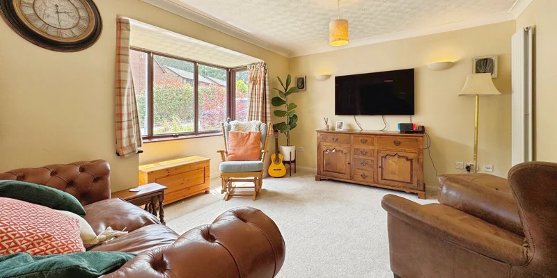Tiffany Close, Wokingham, RG41 - Image 3