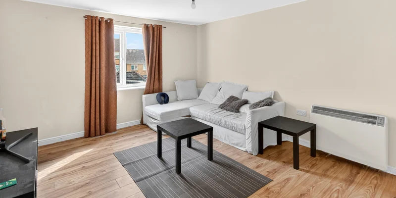 Somerville Rise, Bracknell - Image 2